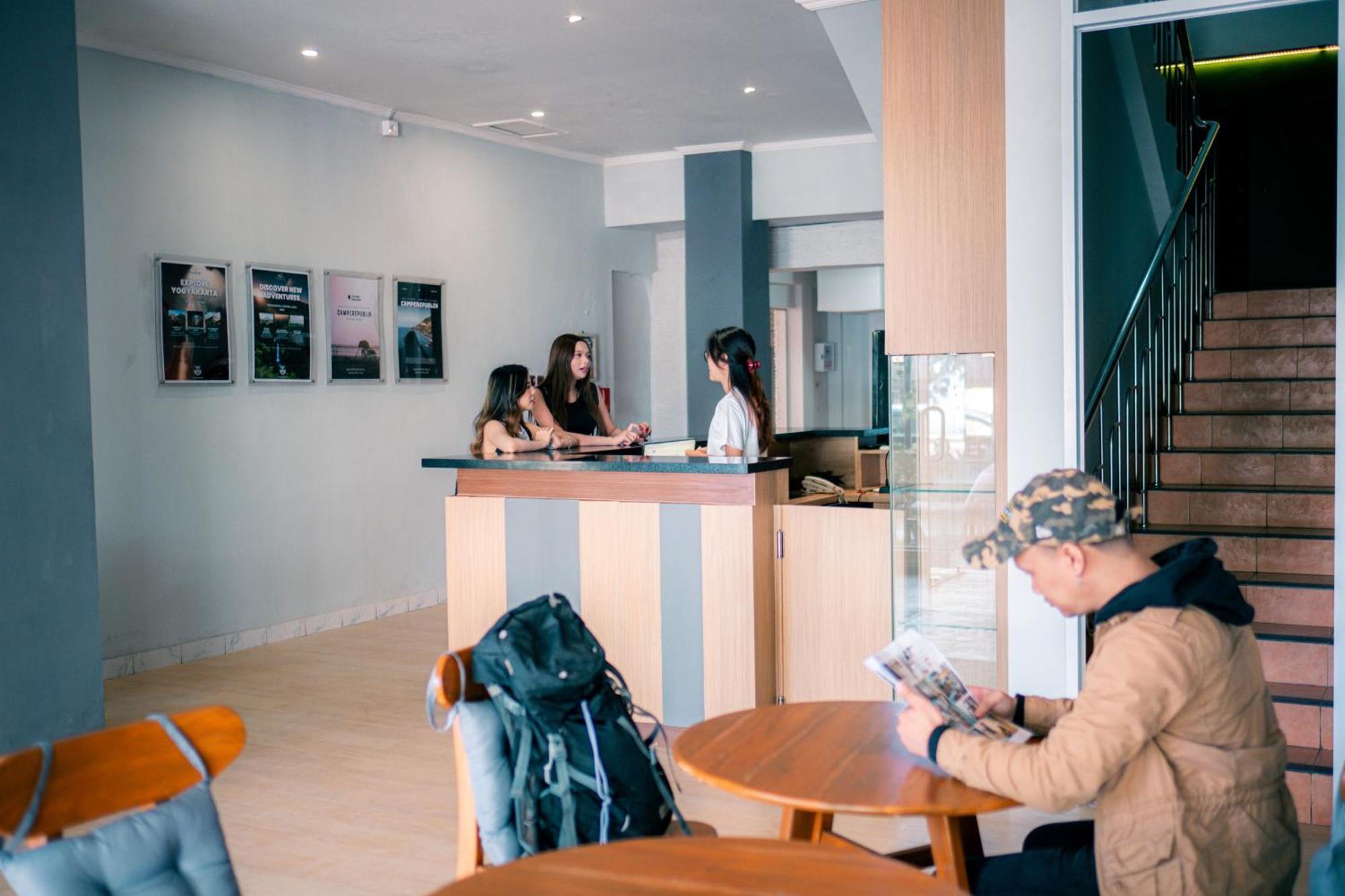 Hubs Hostel Yogyakarta Exteriér fotografie